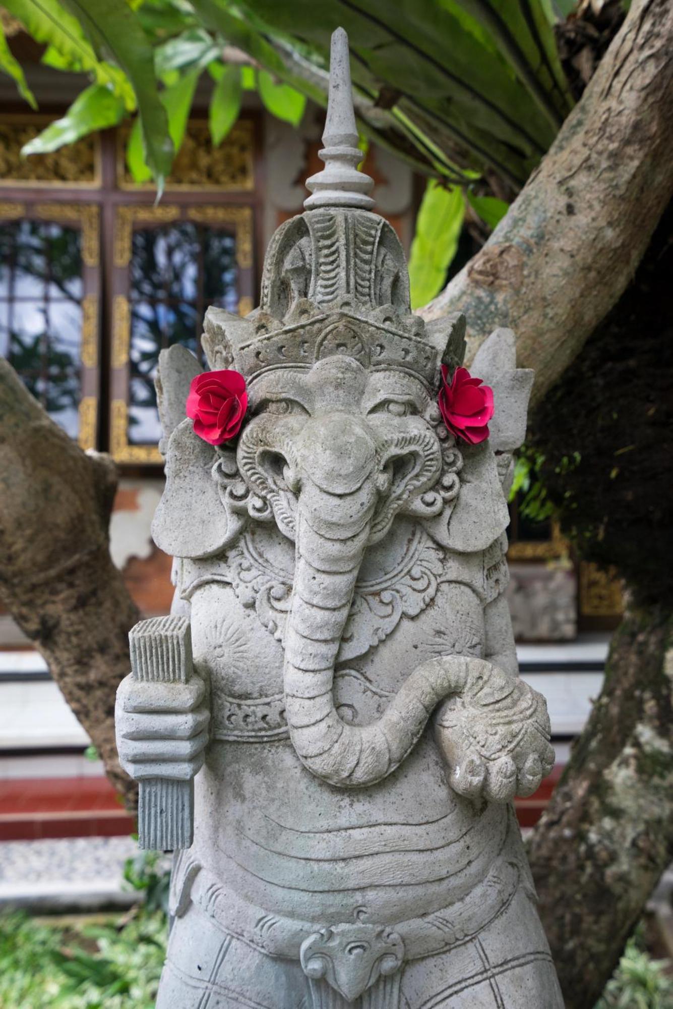 Nuaja Balinese Guest House Убуд Экстерьер фото